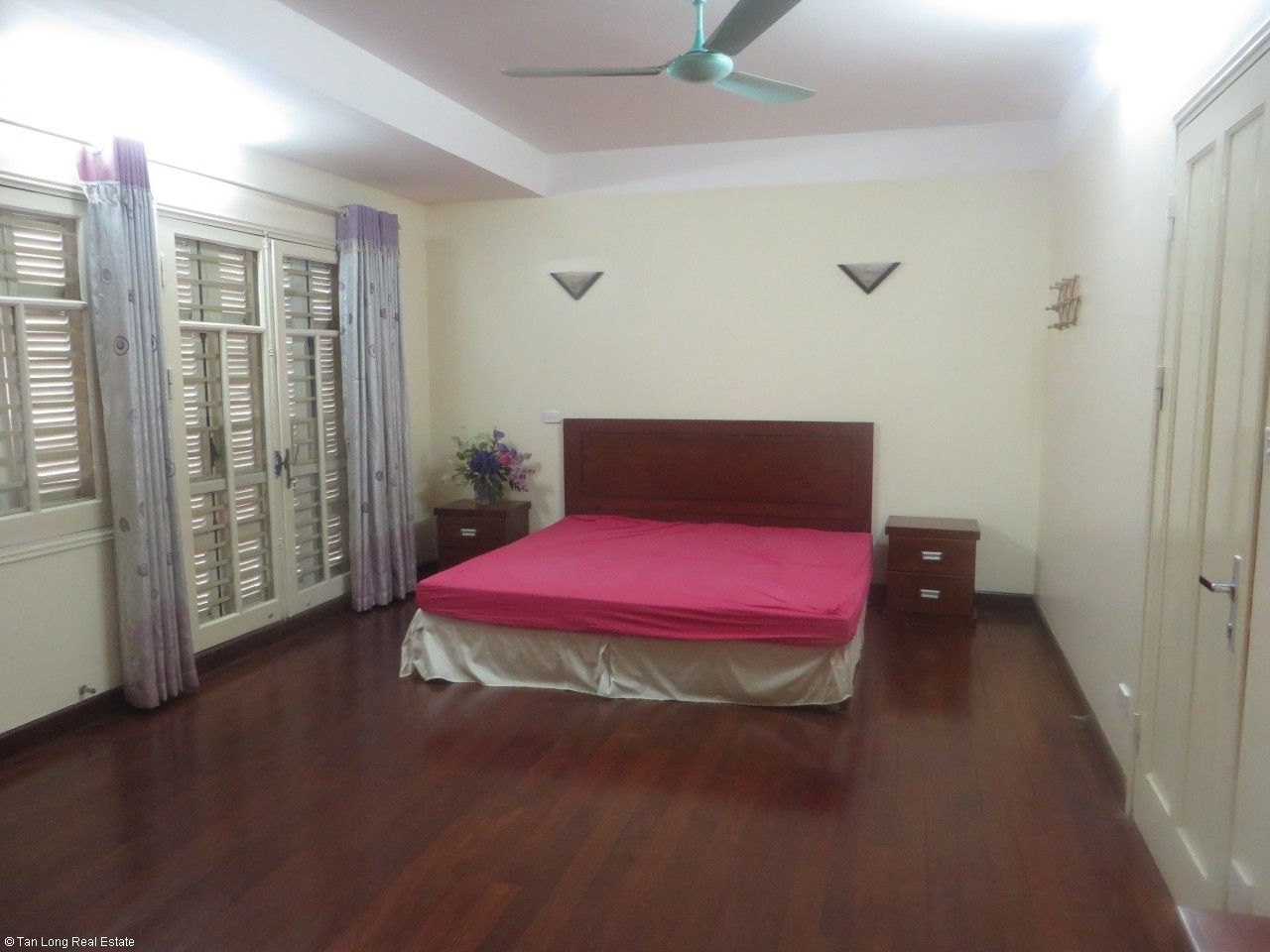 04 bedroom house in Ba Trieu, Hoan Kiem, Ha Noi for rent. 6