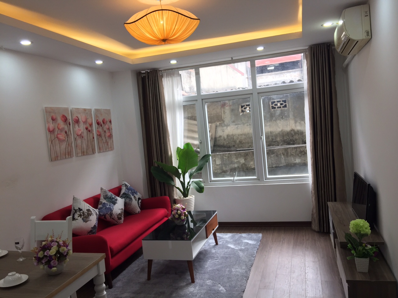1 bedroom apartment for rent on Alley 41, Linh Lang street