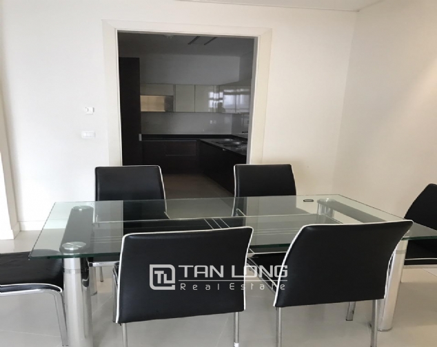 $1600 – 4 Bed/2 Bath Keangnam apartment for rent with fully furnished 2