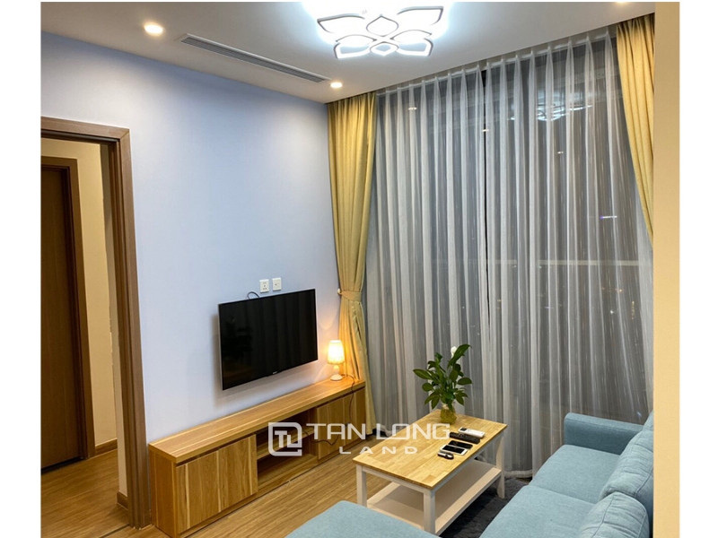 2 Bedroom Apartment for Lease in Vinhomes West Point Furnished Bright 3