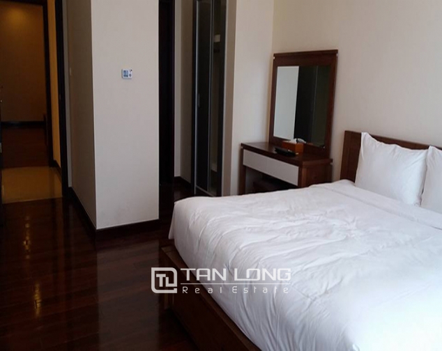 2 bedroom apartment for rent at Royal City, Hanoi 5