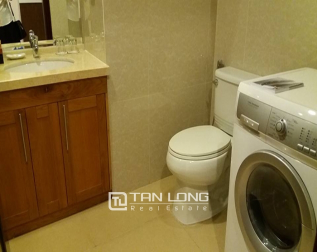 2 bedroom apartment for rent at Royal City, Hanoi 1