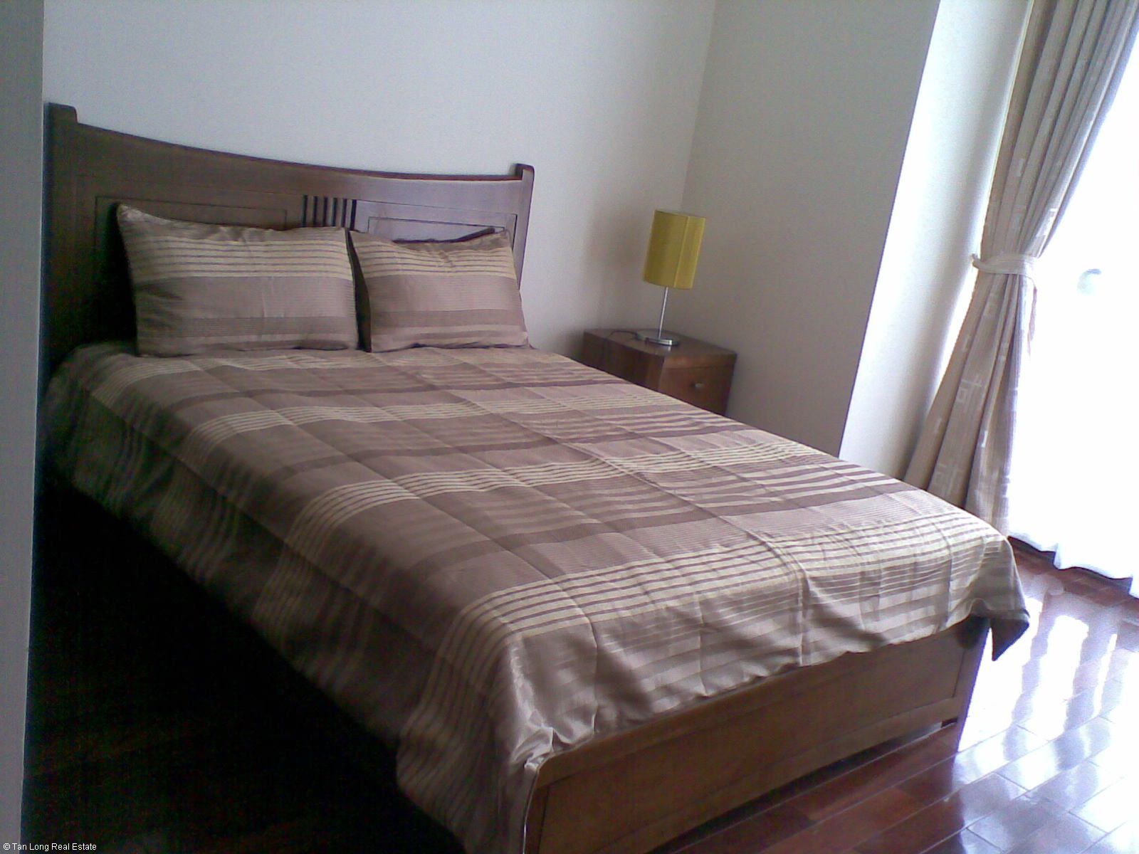 2 bedroom apartment for rent in Vincom Center, Mai Hac De str, Hai Ba Trung dist 5