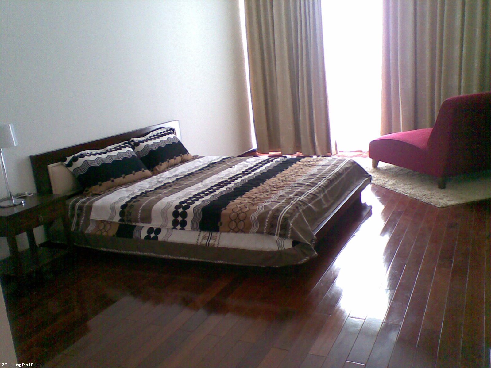 2 bedroom apartment for rent in Vincom Center, Mai Hac De str, Hai Ba Trung dist 6