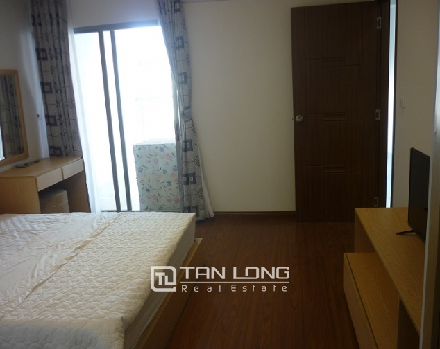 2 bedroom apartment in Star Tower for rent, high floor, full furniture 7