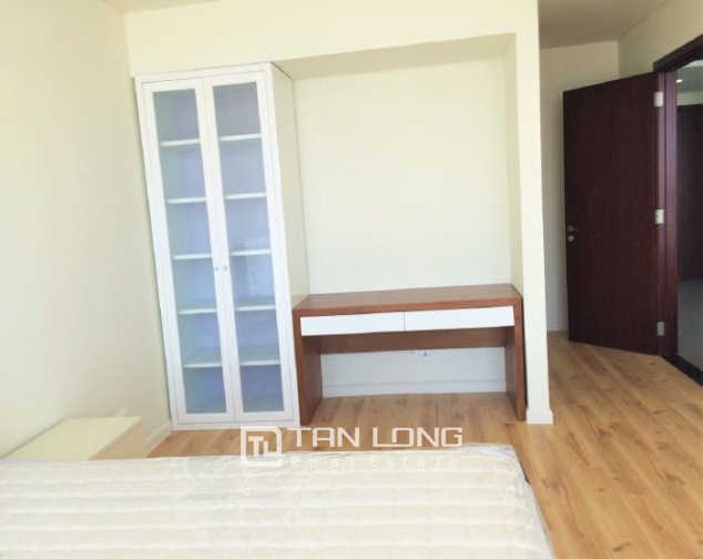 2 bedroom apartment with lakeview for rent in Watermark, Tay Ho dist, Hanoi 5