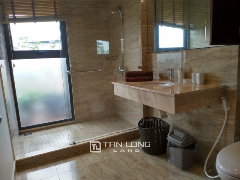 2 bedrooms apartment for rent in Xuan Dieu street, Tay ho district 3
