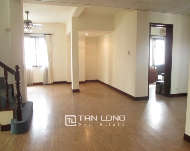 2 storey villa in Thanh Cong to rent, availbale pool and parking area 1