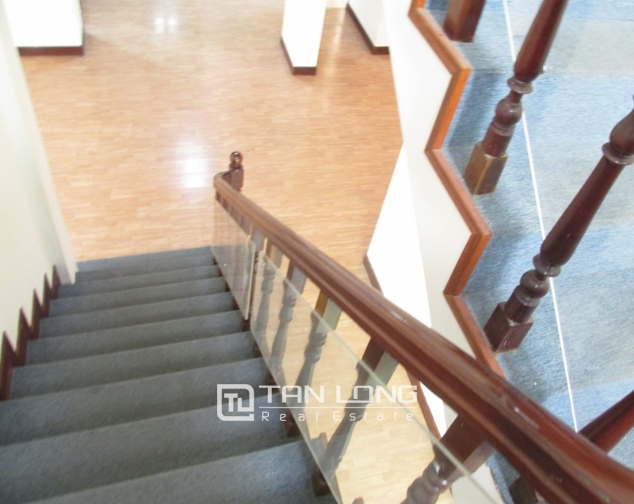 2 storey villa in Thanh Cong to rent, availbale pool and parking area 4