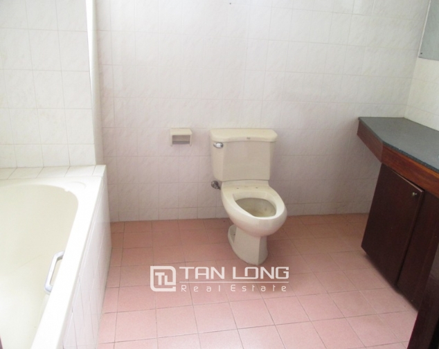 2 storey villa in Thanh Cong to rent, availbale pool and parking area 9