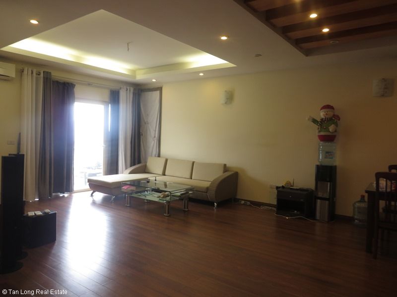 3 bedroom apartment for lease in M5 Nguyen Chi Thanh, Dong Da dist 1