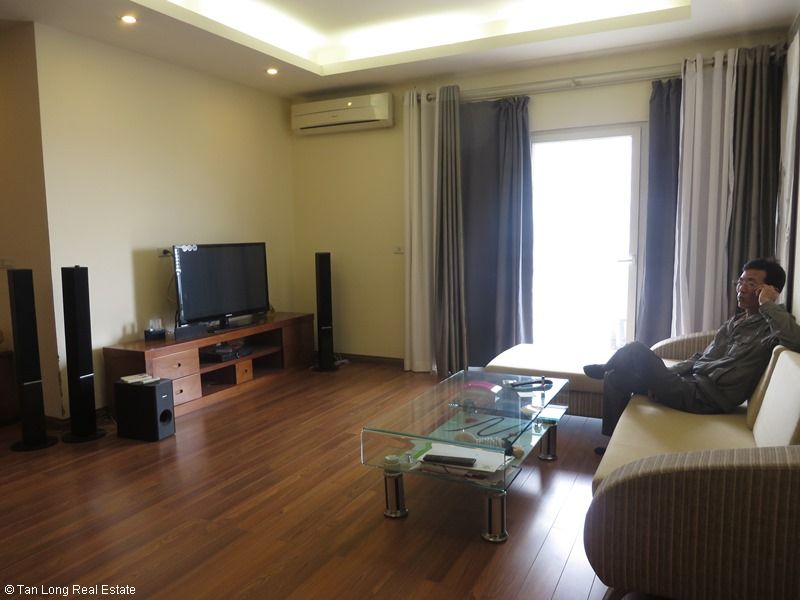 3 bedroom apartment for lease in M5 Nguyen Chi Thanh, Dong Da dist 2