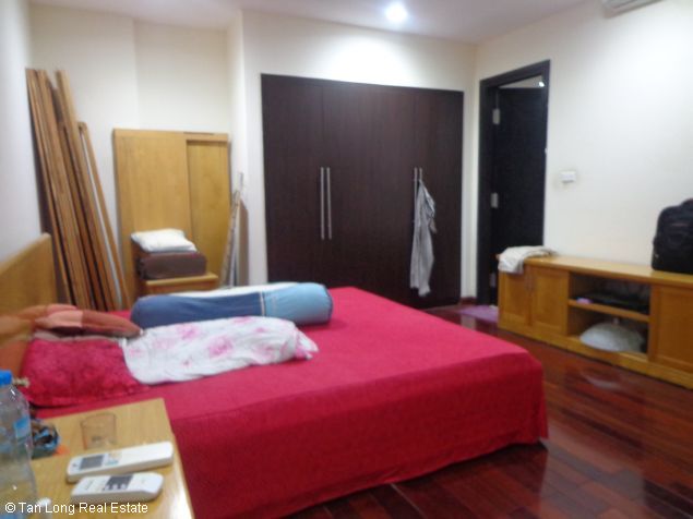 3 bedroom apartment for rent in Chelsea Park, Cau Giay dist, Hanoi 8