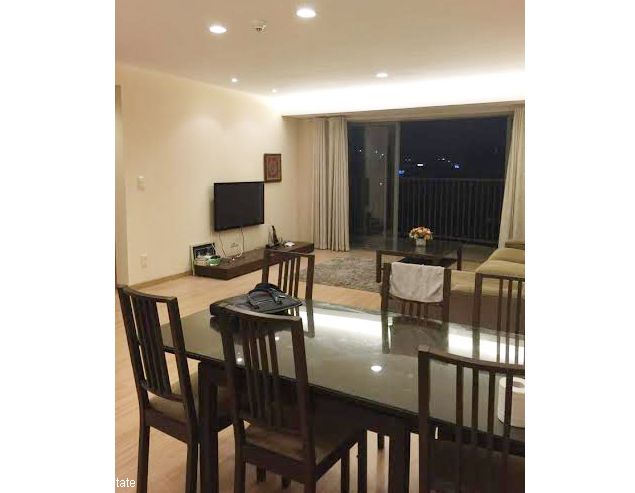 3 bedroom apartment for rent in Sky City, 88 Lang Ha, Dong Da District 4