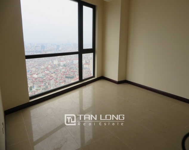 3 bedroom apartment for sale in R2 Vinhomes Royal City, Thanh Xuan dist 7