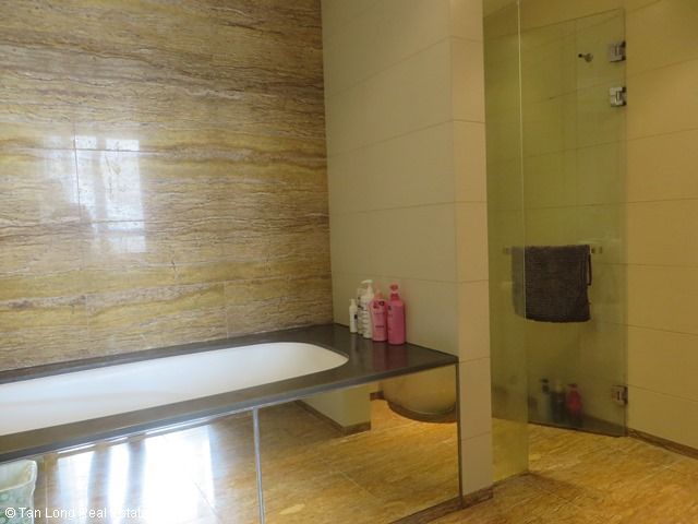 3 bedroom apartment for sale inWest Tower, Indochina Plaza Hanoi, Xuan Thuy str, Cau Giay dist 10