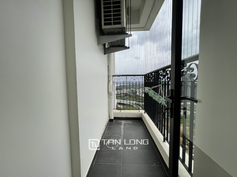 3 bedroom apartment fully furnished with great view for rent in Sunshine Riverside 12