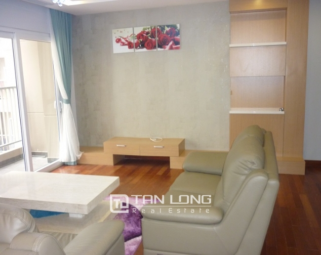 3 bedroom apartment in Golden Palace to rent, full furniture 2