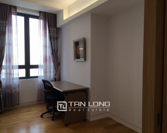 3 bedroom apartments in Indochina , Cau Giay district , hanoi for rent 2