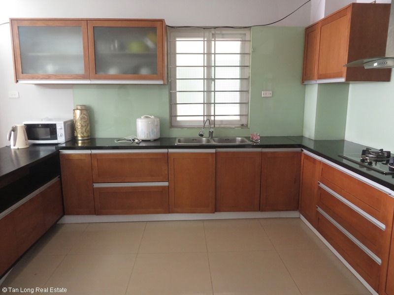 3 bedroom flat for lease in M5 Nguyen Chi Thanh, Dong Da dist, $900 5