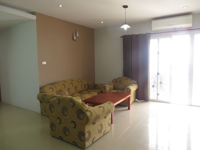 3 bedroom flat for lease in M5 Nguyen Chi Thanh, Dong Da dist, $900