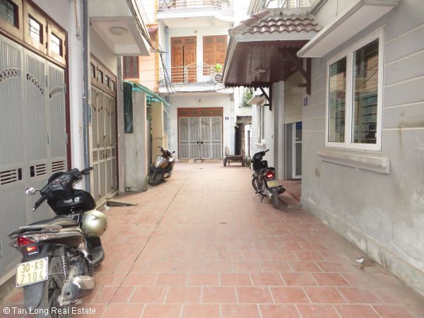 3 bedroom house for rent in Ngoc Thuy, Long Bien, Hanoi 1