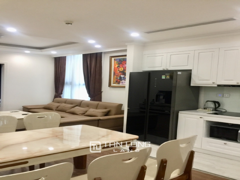 3 bedrooms apartment for rent with reasonable price in R2 – Sunshine Riverside Tay Ho 9