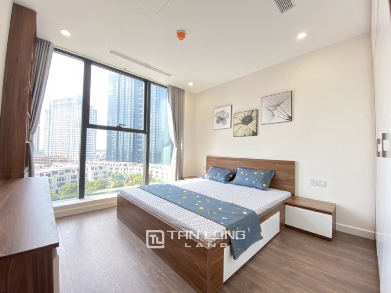3-BR Apartment for rent in Sunshine City for family 6