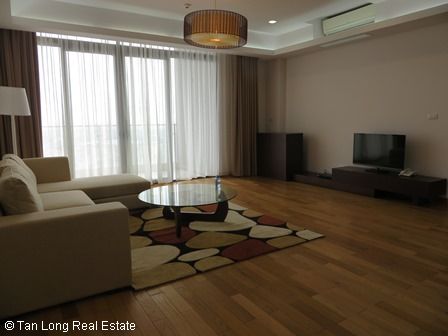 4 bedroom apartment for rent in Dolphin Plaza, Tran Binh str, Nam Tu Liem dist 2