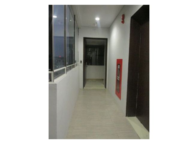 4 bedroom flat for lease in Dolphin Plaza, Hanoi, basic furniture 1