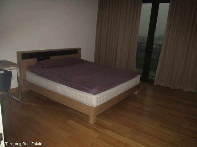 4 bedroom flat for lease in Dolphin Plaza, Hanoi, basic furniture 5