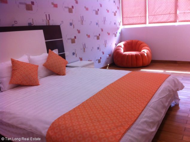 4 bedroom flat for rent in Dolphin Plaza, Nam Tu Liem district, nice design, fully furnished 4
