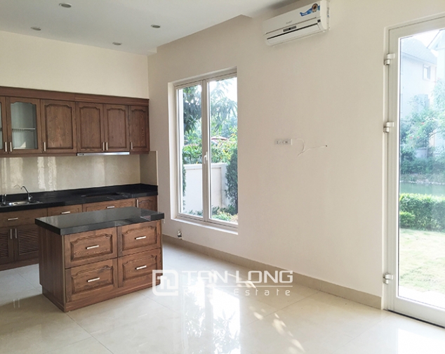 4 bedroom villa for rent in Hoa Lan area, Vinhomes Riverside, Long Bien dist 4