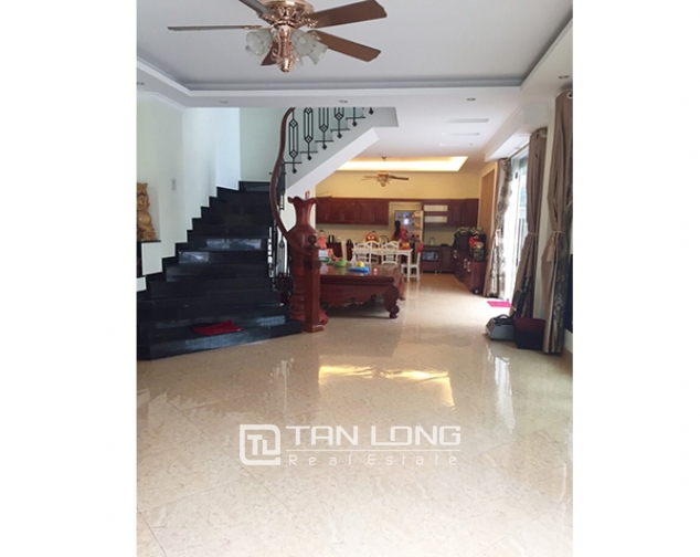 4 bedroom villa for rent in Viet Hung urban area, spacious and fully equipped 3