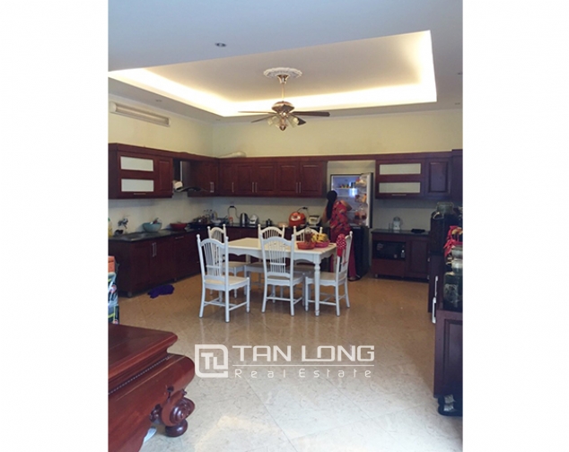 4 bedroom villa for rent in Viet Hung urban area, spacious and fully equipped 4