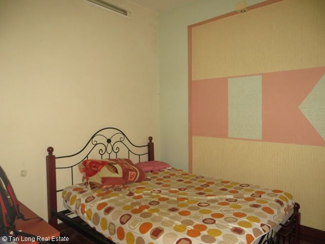 4 fully furnished house to rent on Tran Duy Hung street, Trung Hoa Nhan Chinh area, Cau Giay district 8