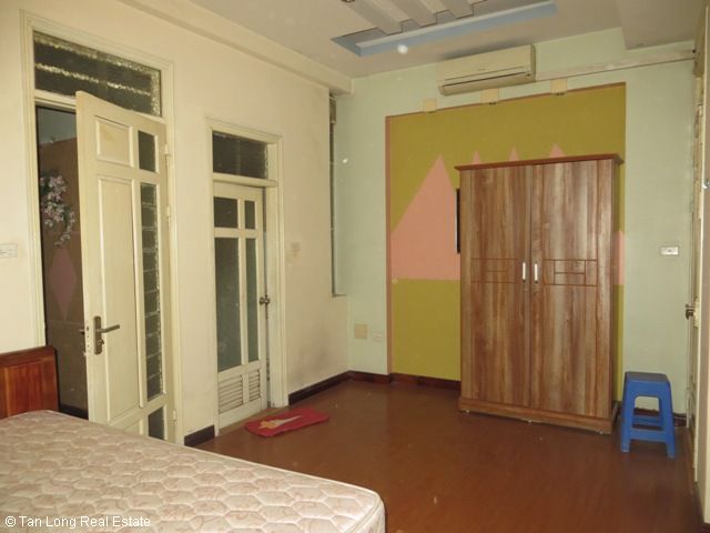 4 fully furnished house to rent on Tran Duy Hung street, Trung Hoa Nhan Chinh area, Cau Giay district 3