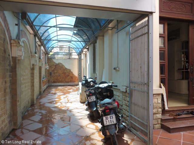 5 bedrooms, a nice house for rent on Trung Kinh street, Yen Hoa, Cau Giay district 2
