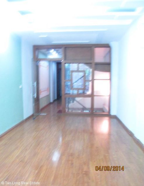 5.5 storey house for sale in Lang Ha, Dong Da district, Hanoi. 5