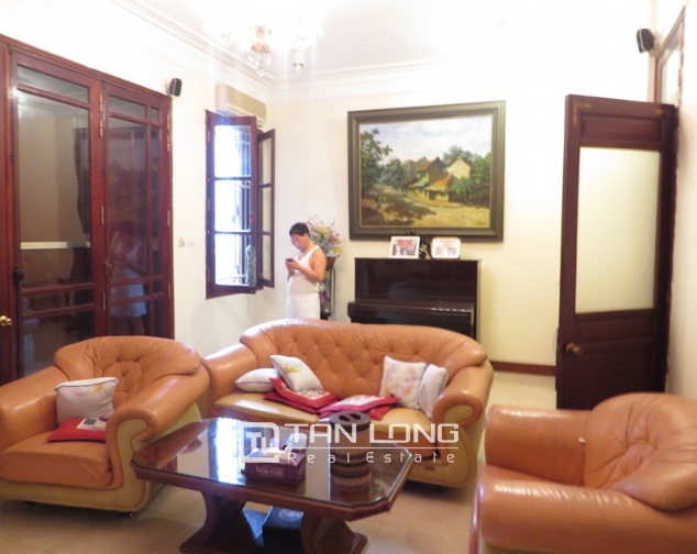 6 bedroom villa for lease in Hoang Hoa Tham str, Ba Dinh dist, Hanoi 5