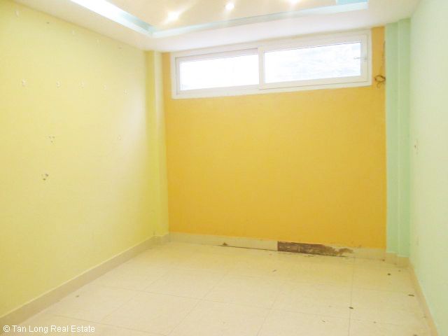 6 storey house for sale in Hao Nam street, Dong Da district, Hanoi. 3