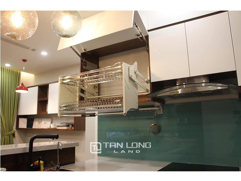 90m2 - 2Br + 1 Living room Apartment for Lease in Vinhomes D Capital Tran Duy Hung 5