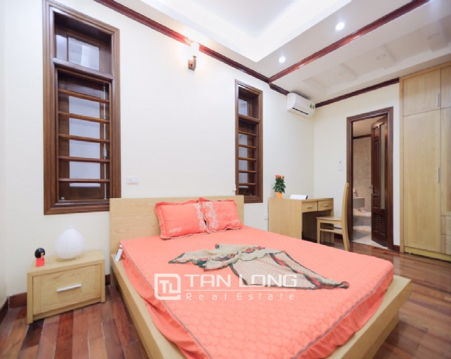 A 5-bedroom luxurious villa for rent in Long Bien district! 8