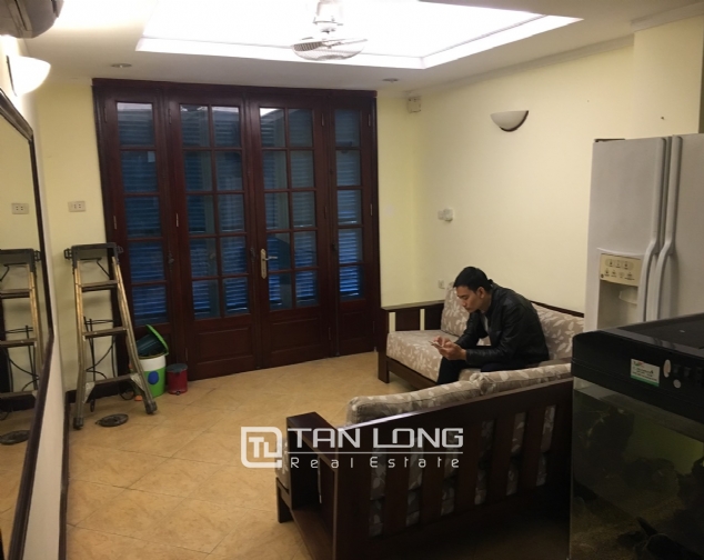 A house for rent in Truc Bach street - Tran Vu ward, Ba Dinh district! 2