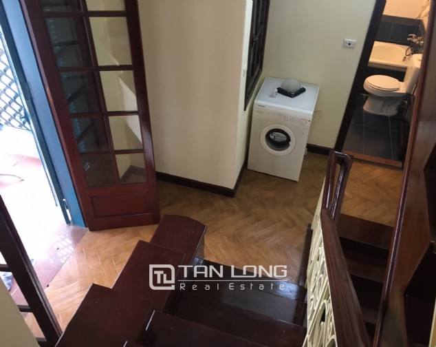A house for rent in Truc Bach street - Tran Vu ward, Ba Dinh district! 5