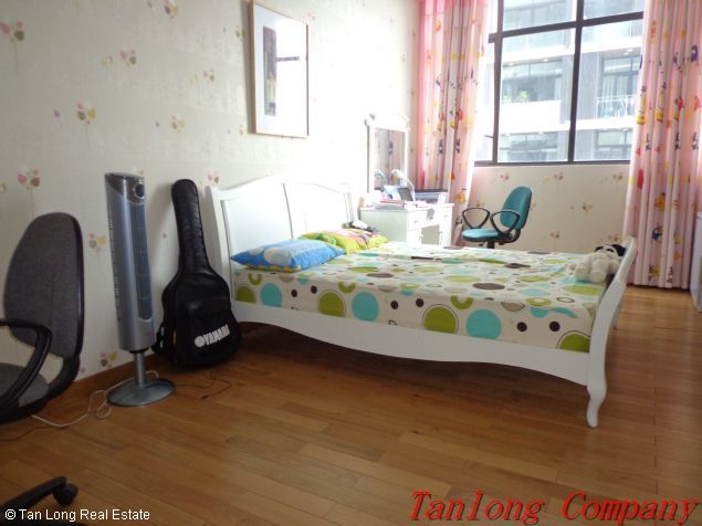 A luxury apartment for rent in Dolphin Plaza, My Dinh, Tu Liem District, Hanoi. 6