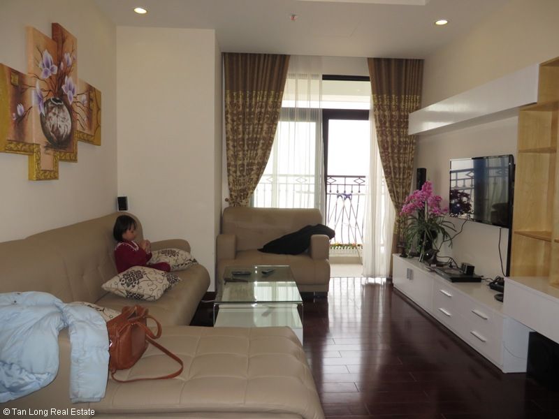 A modern 02 bedrooms apartment to lease in Royal City, Thanh Xuan Dict, Ha Noi. 1