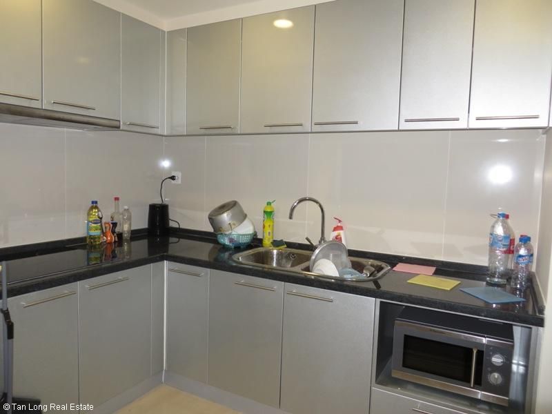 A modern 02 bedrooms apartment to lease in Royal City, Thanh Xuan Dict, Ha Noi. 4