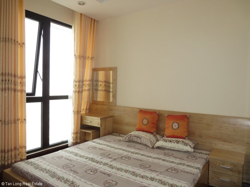 A modern 02 bedrooms apartment to lease in Royal City, Thanh Xuan Dict, Ha Noi. 7