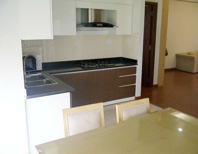 A new apartment for rent in Star Tower, Duong Dinh Nghe street, Cau Giay District, Hanoi. 3